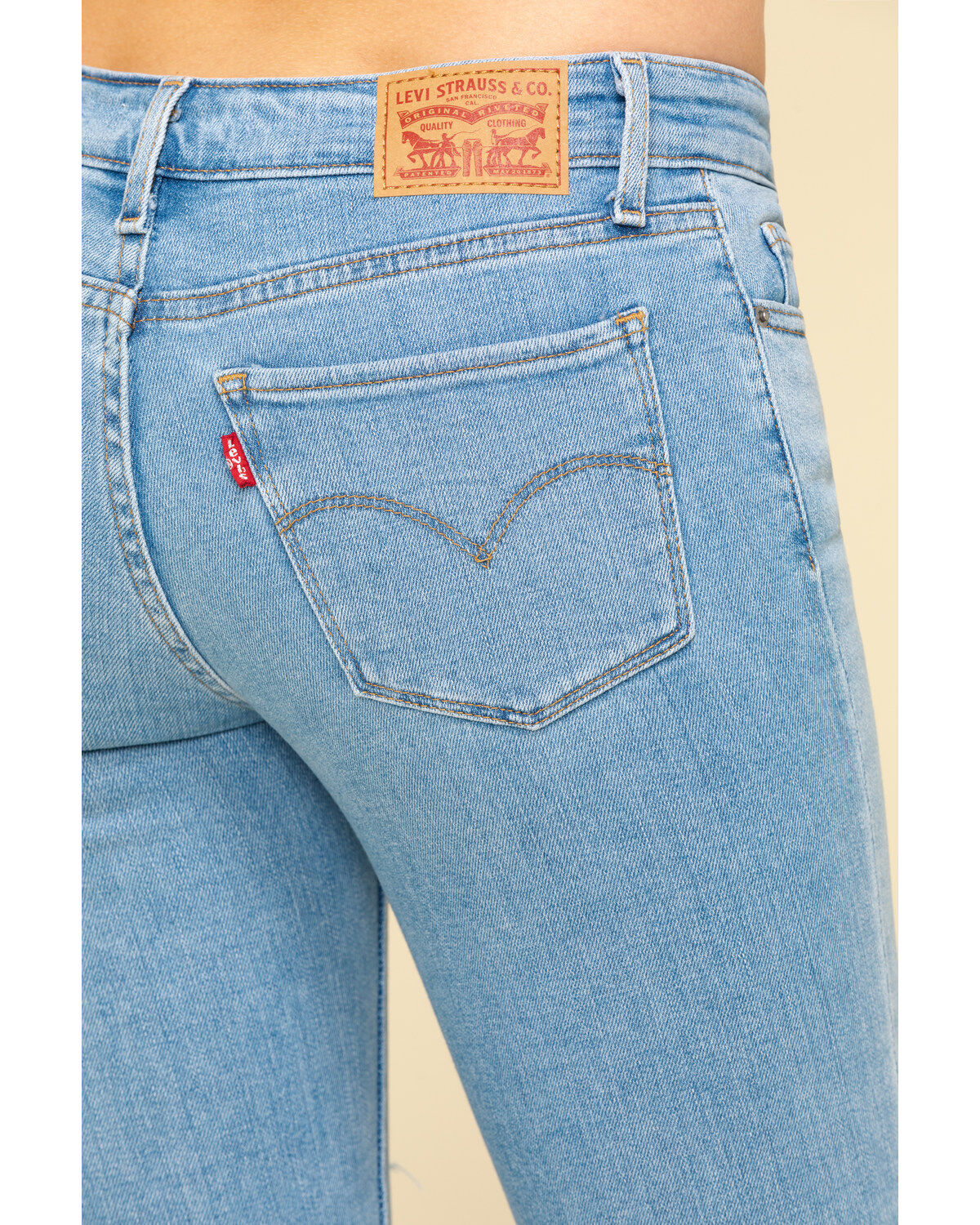 ladies levi's 711 jeans
