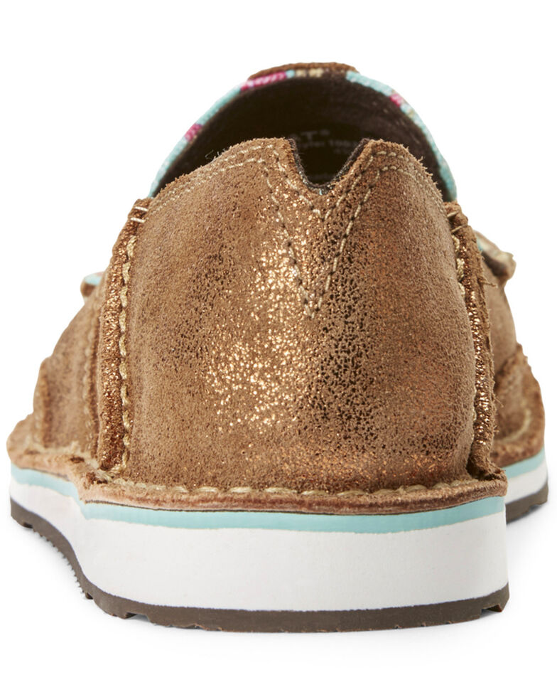 ariat moc
