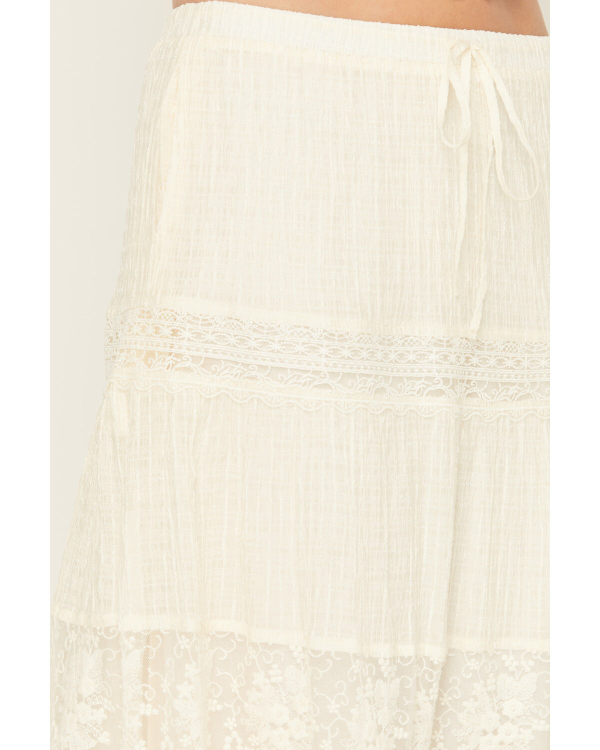 Product Name:  Listicle Women's Tiered Lace Midi Skirt