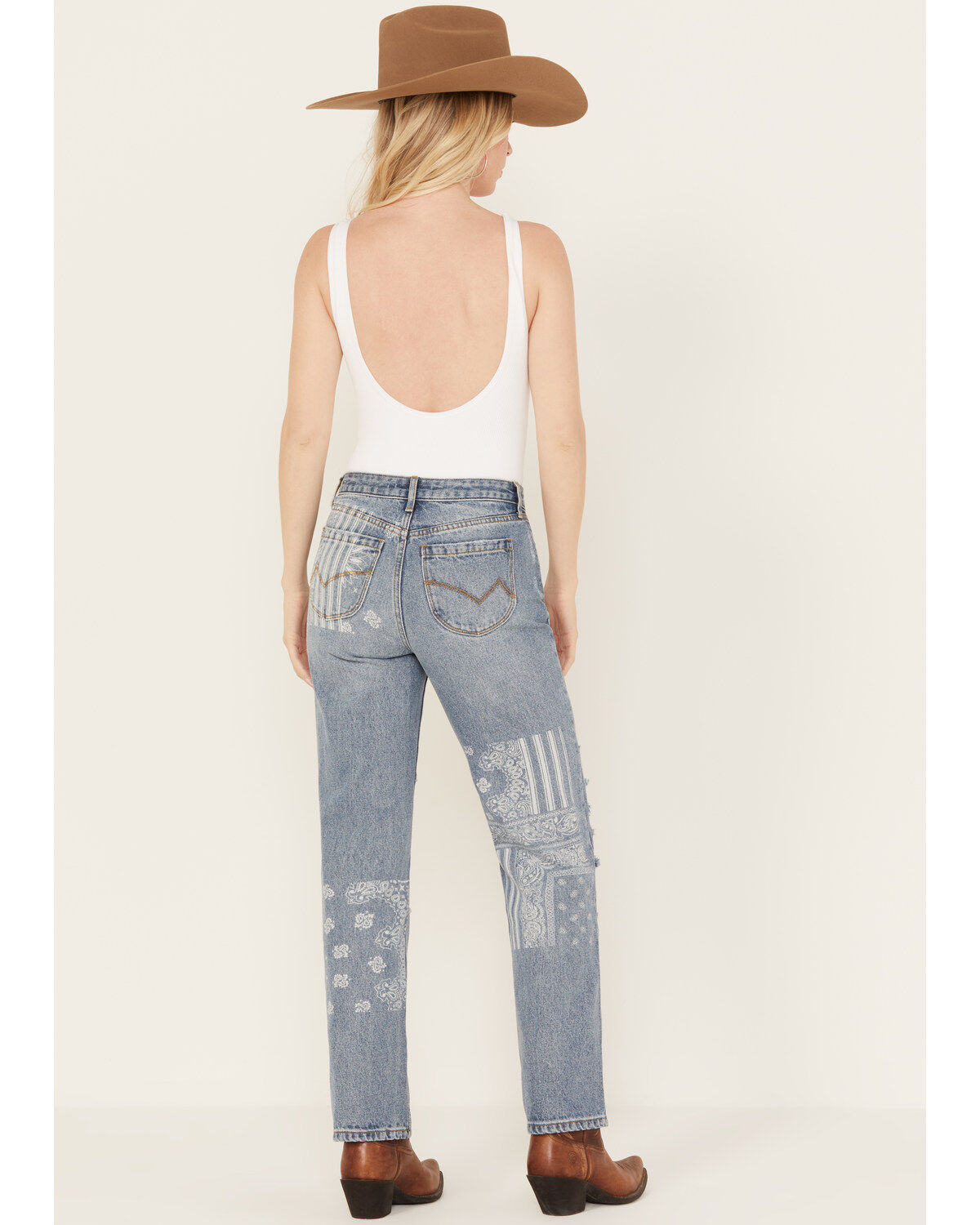 Product Name:  Cleo + Wolf Women's Astoria Medium Wash High Rise Straight Jeans