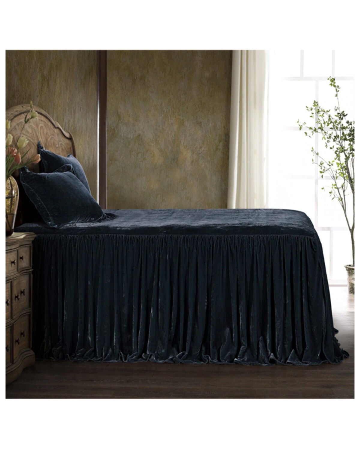 HiEnd Accents Midnight Blue Stella Faux Silk & Velvet King 3-Piece Bedspread Set, Blue, hi-res