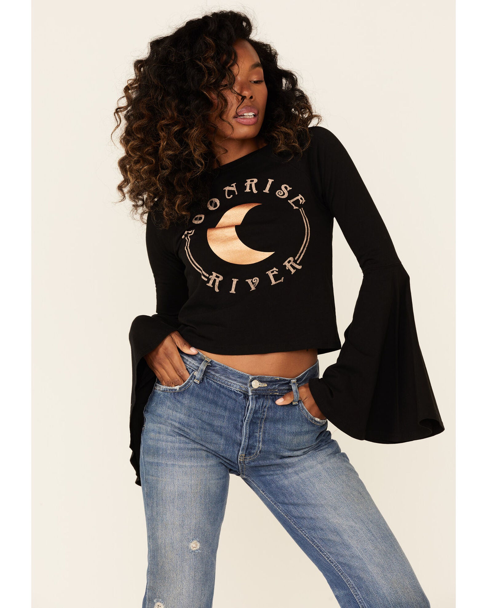 bell sleeve crop top black