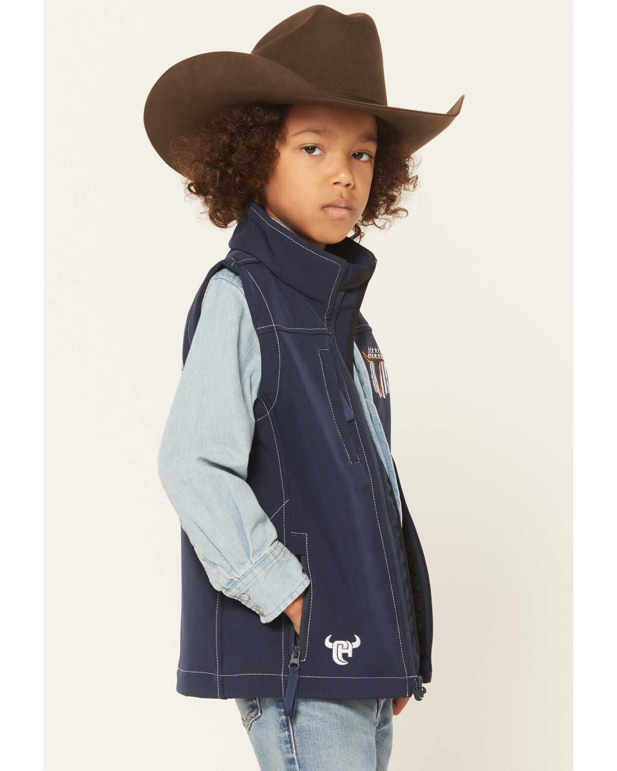 Image #2 - Cowboy Hardware Boys' Skull Banner Embroidered Softshell Vest, Navy, hi-res