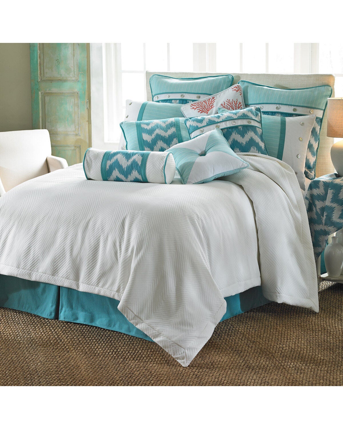 HiEnd Accents Catalina King Size Bedding Set - 4 Piece, Multi, hi-res