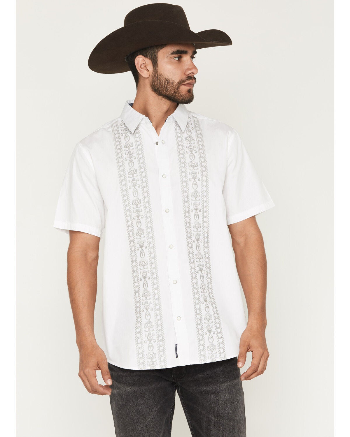 Moonshine Spirit&reg; Men's Gaucho Vertical Embroidered Short Sleeve Snap Western Shirt, White, hi-res