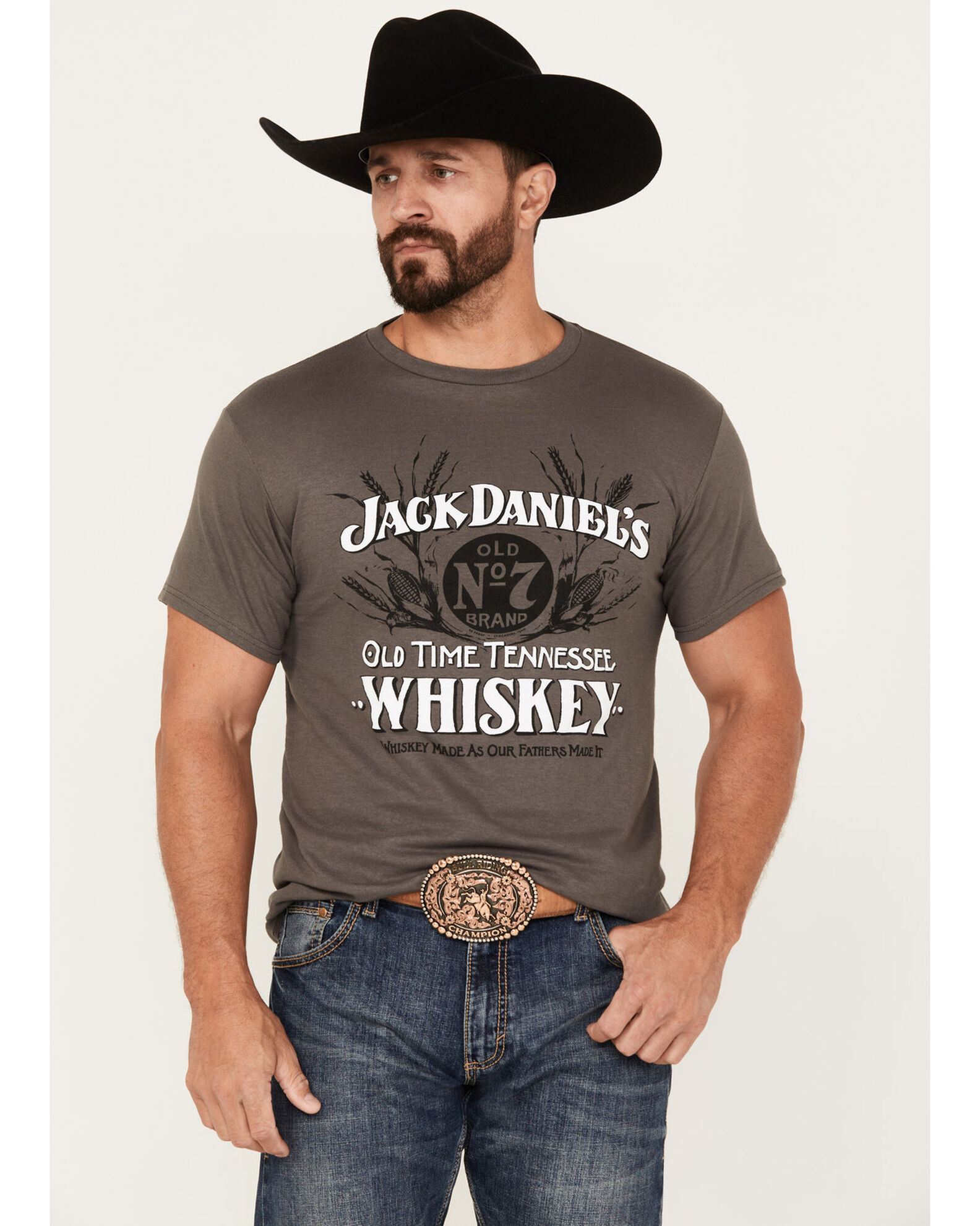 Jack Daniels Men s Vintage Whiskey Logo Short Sleeve Graphic T
