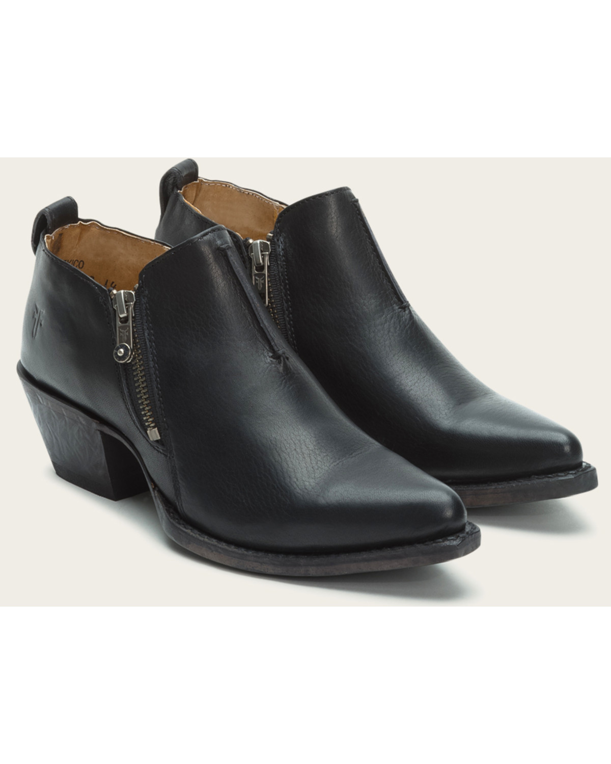 frye sacha moto
