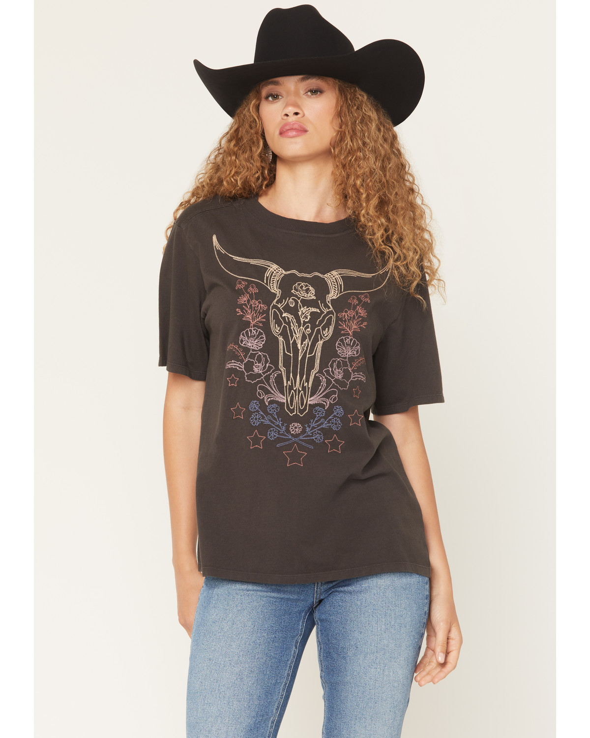 Idyllwind Women's Headstrong Steer Head Embroidered Short Sleeve Graphic Tee