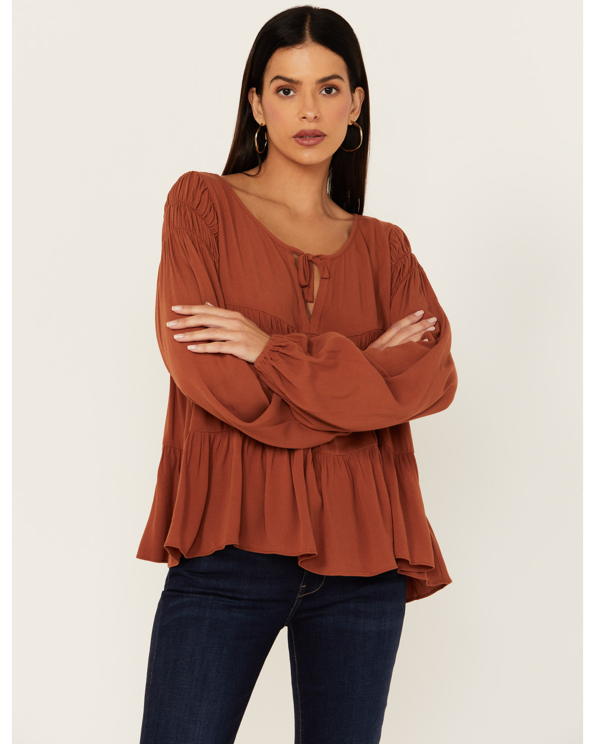 Cleo + Wolf Women's Tiered Flowy Tie Front Blouse