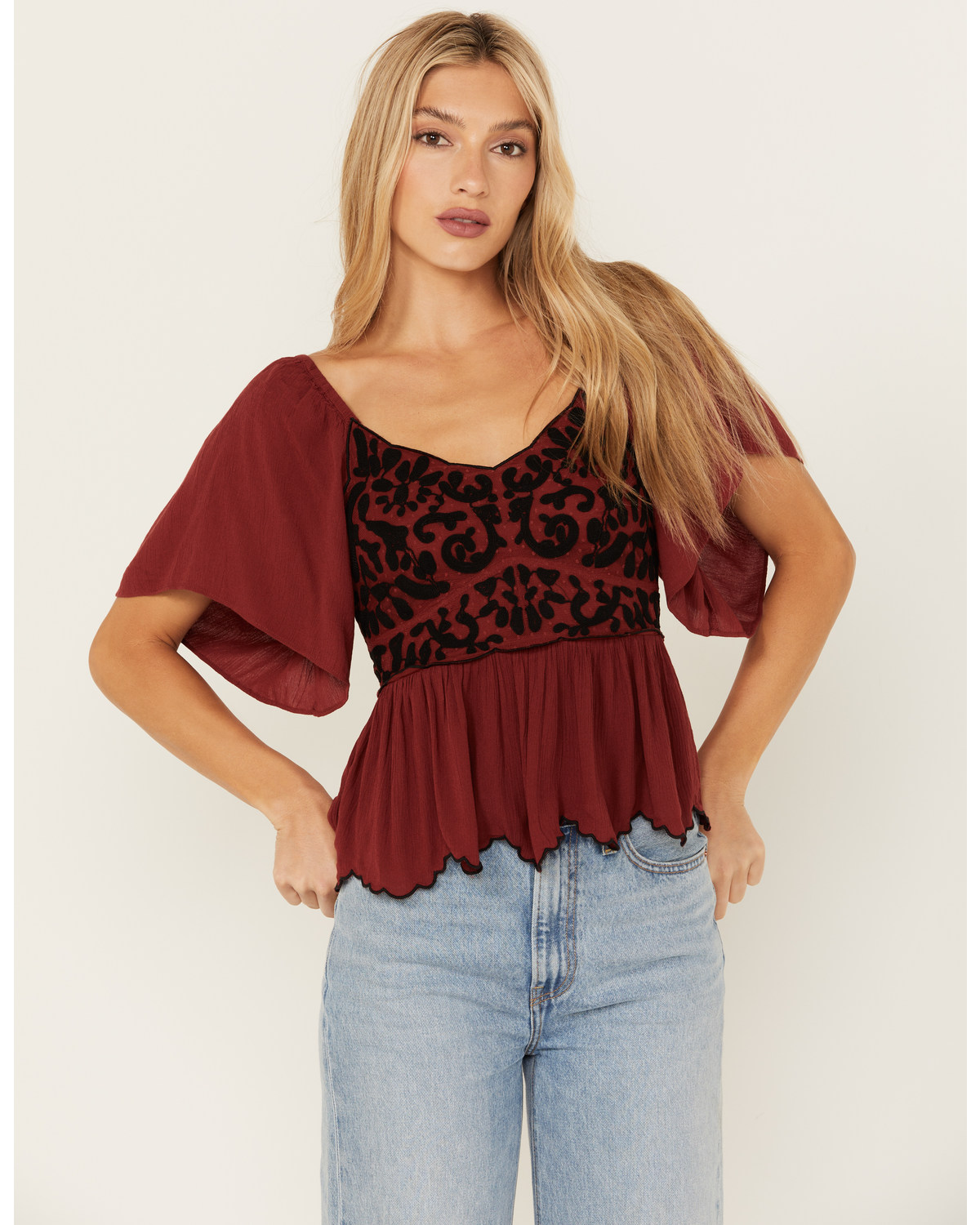 Shyanne Women's Embroidered Flutter Sleeve Top
