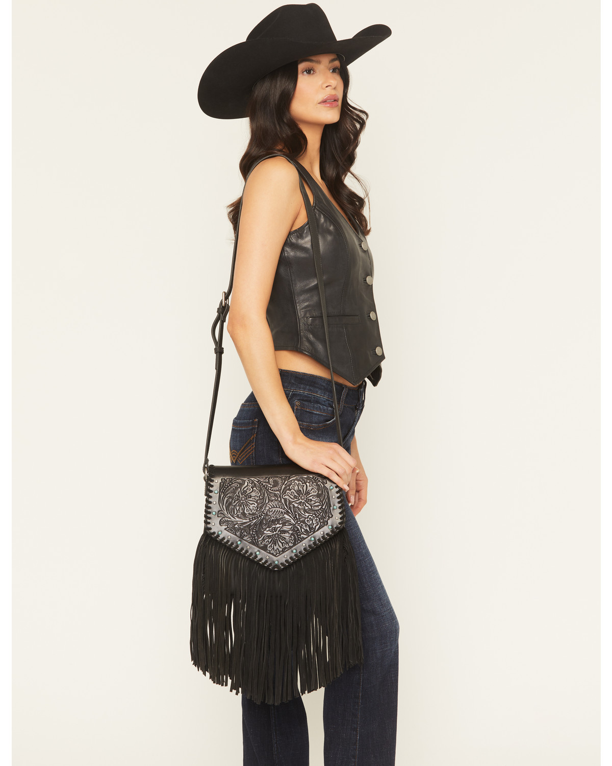 Idyllwind Women's Granada Tooled Fringe Crossbody Bag