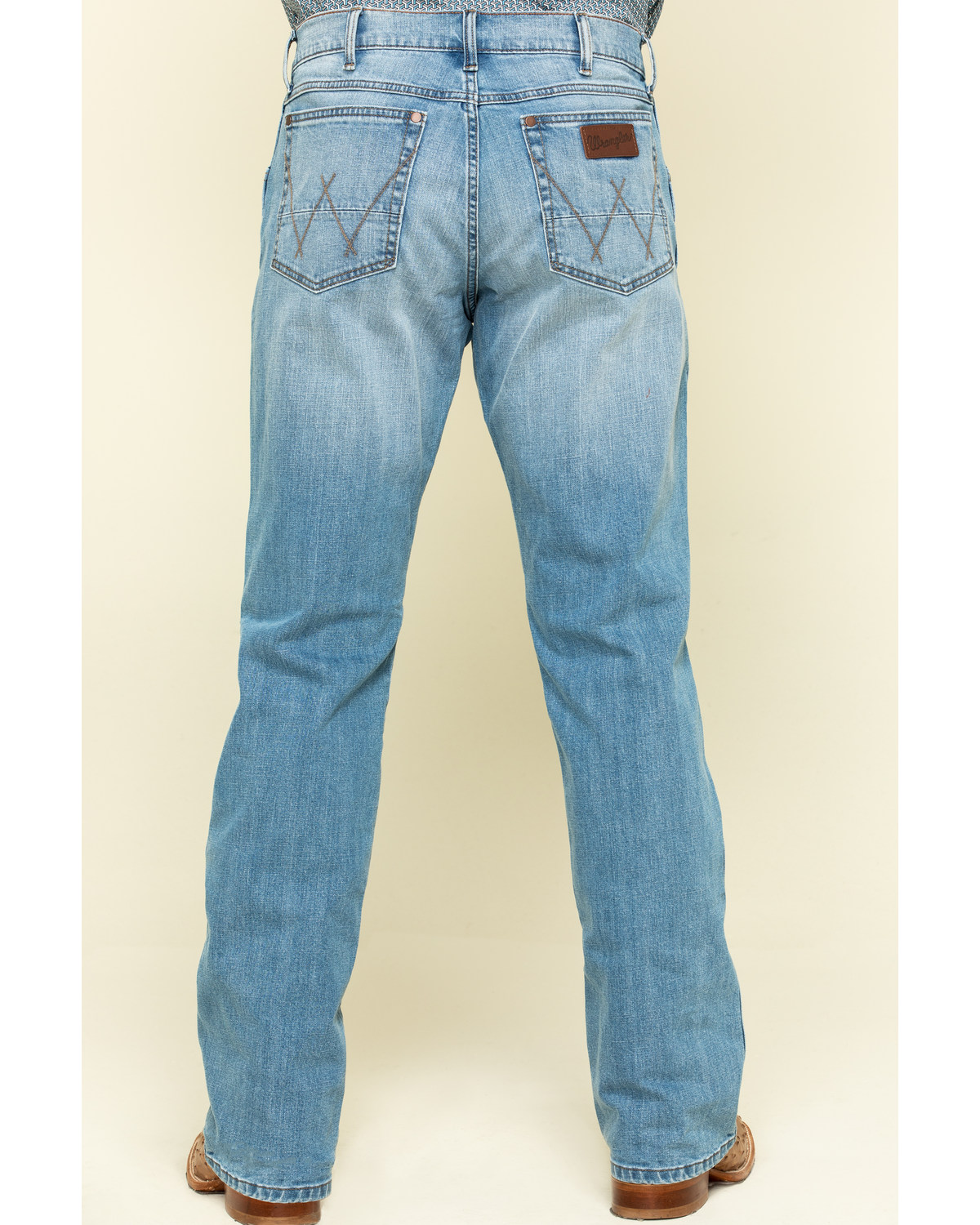 wrangler relaxed bootcut jeans