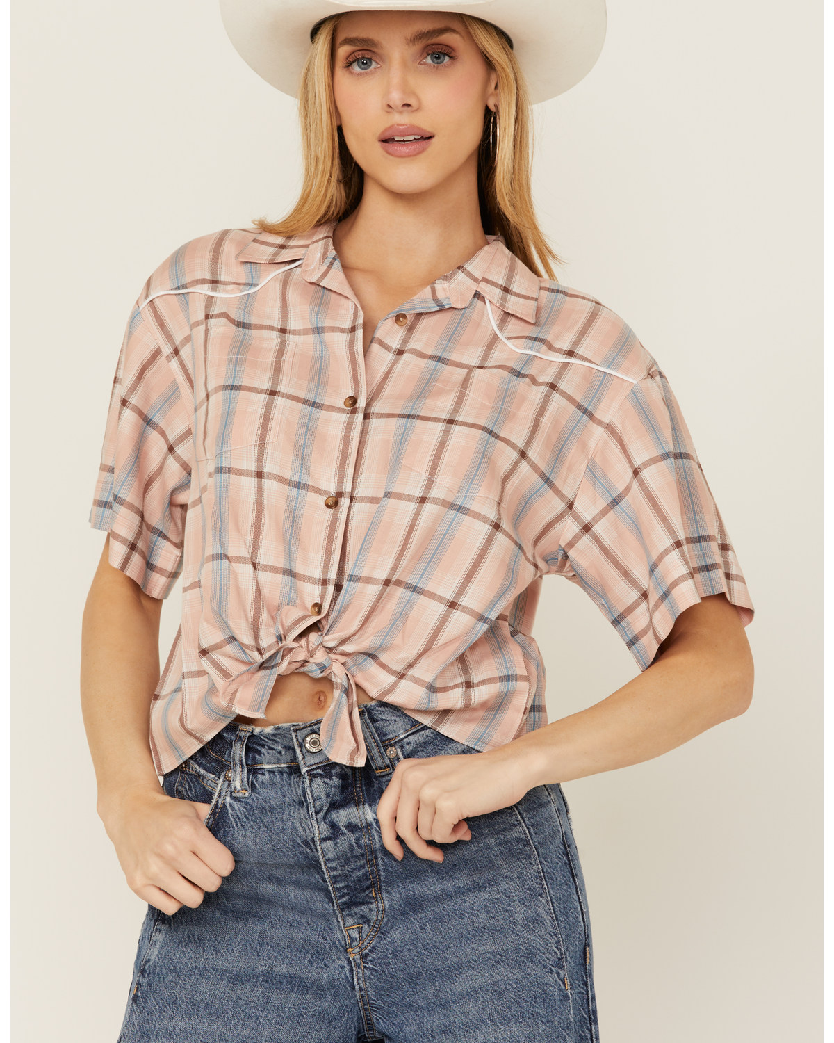 Cumberland Outfitters Women's Plaid Print Short Sleeve Button-Down Western Shirt