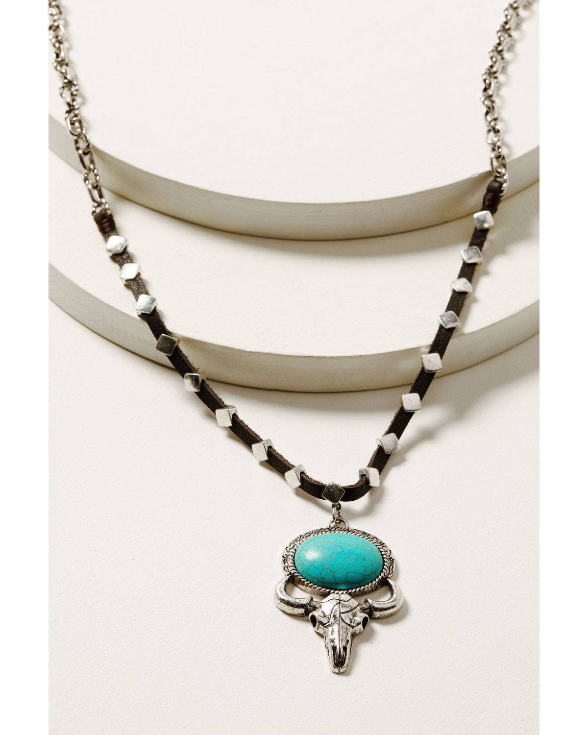 Idyllwind Women's Lavergne Turquoise Stone Bull Head Necklace