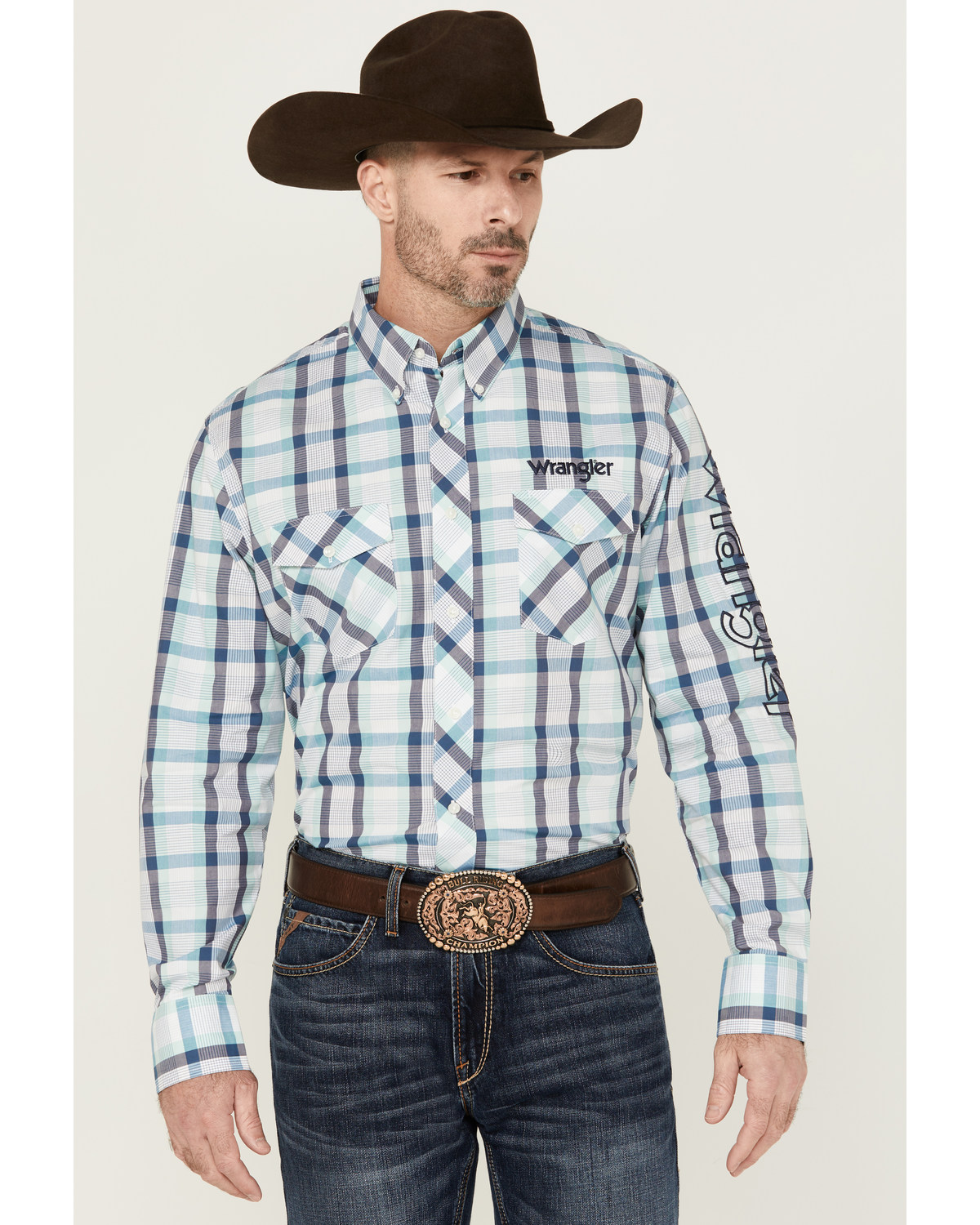 Wrangler Men's Plaid Print Logo Long Sleeve Button-Down Western Shirt