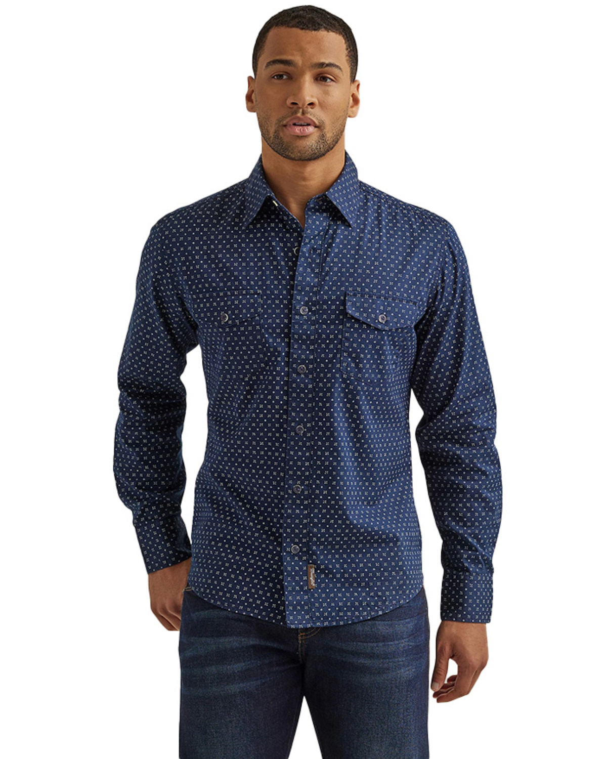 Wrangler Retro Men's Premium Geo Print Long Sleeve Button-Down Western Shirt