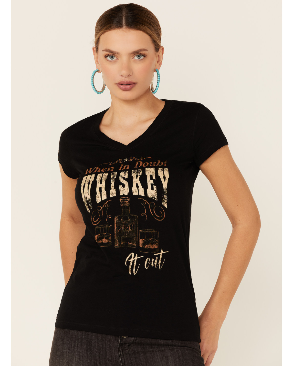 Southern Sierra Women's Whiskey It Out Graphic Short Sleeve Tee