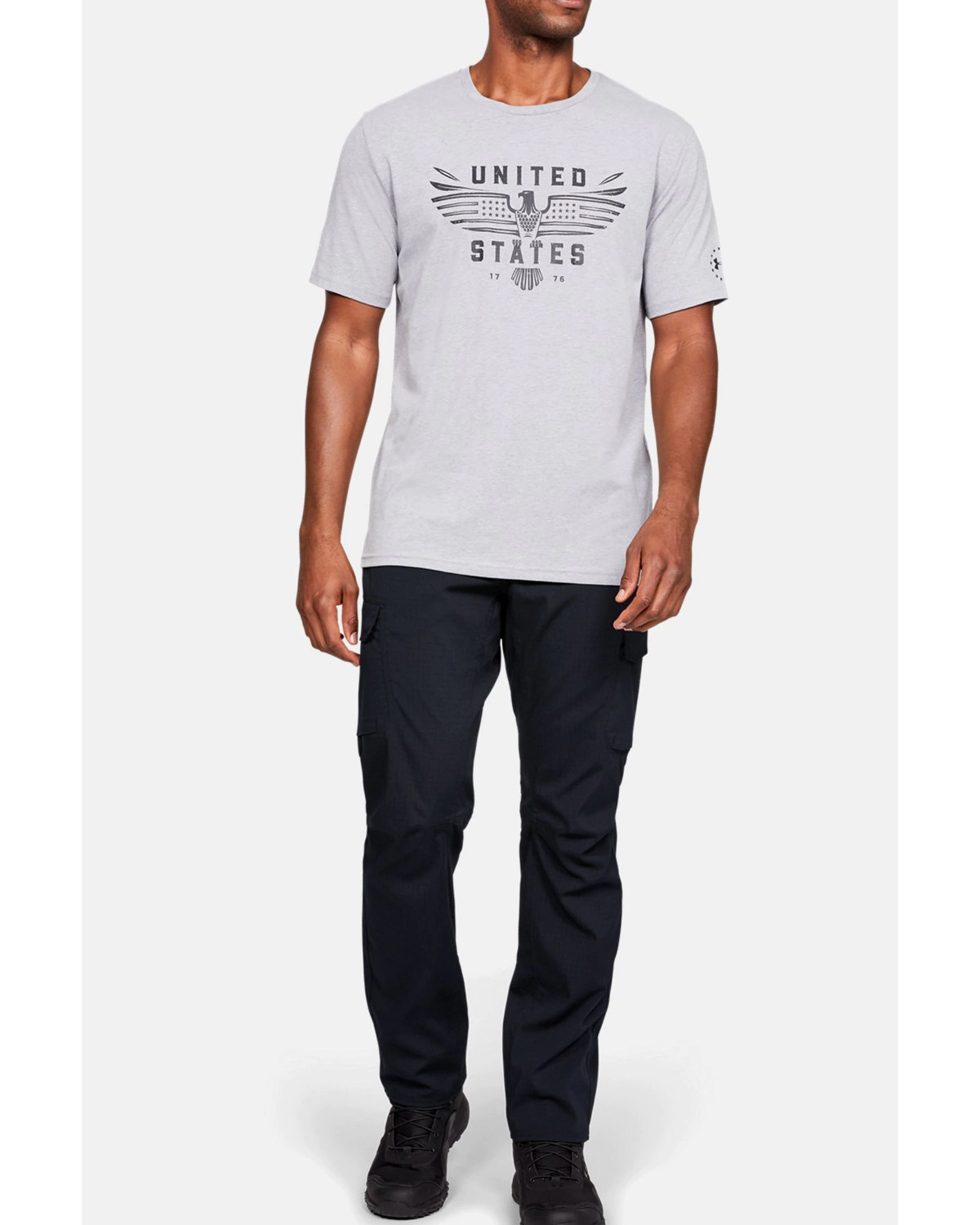 mens black under armour cargo pants
