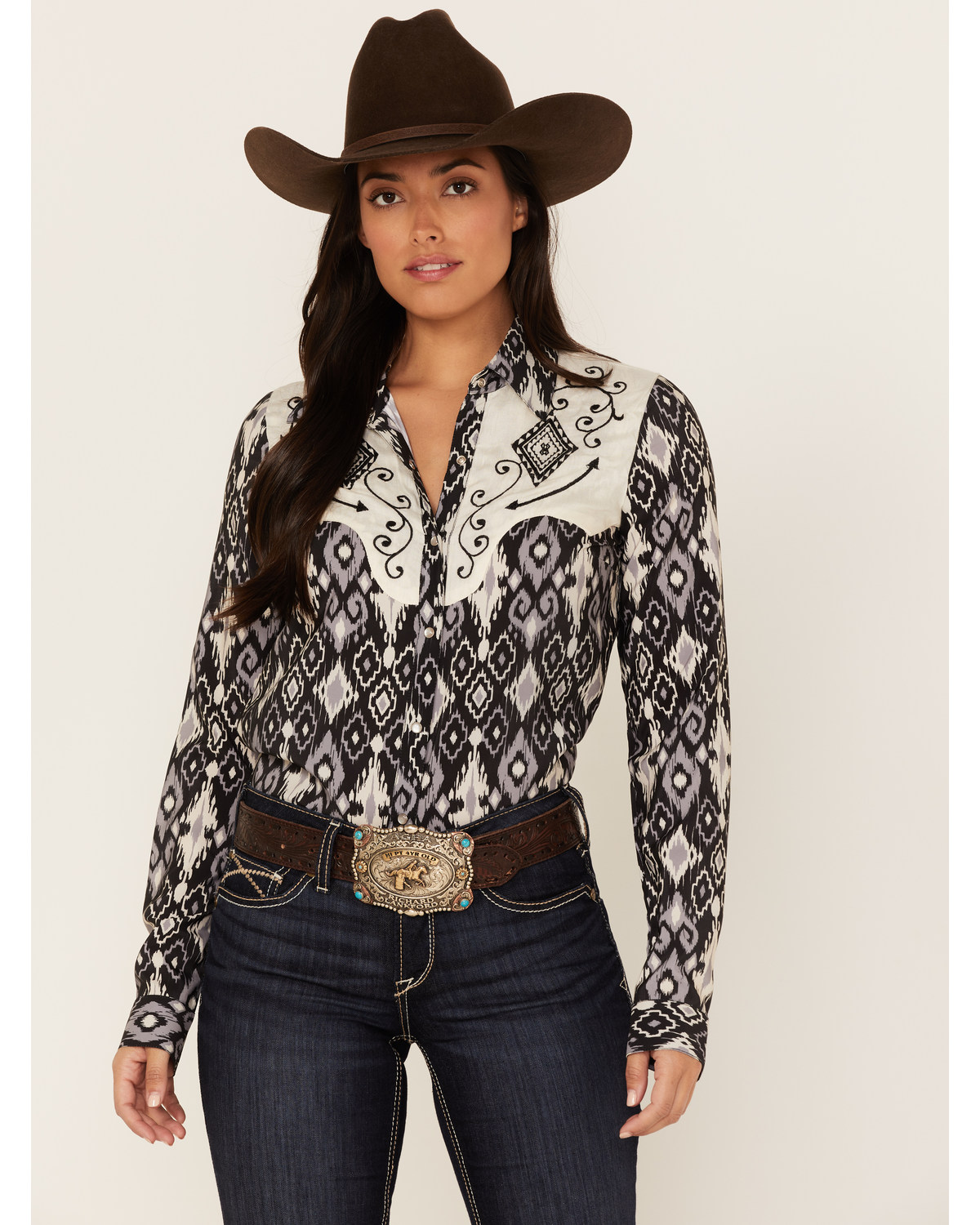 Roper Women's Southwestern Diamond Print Long Sleeve Pearl Snap Western Shirt