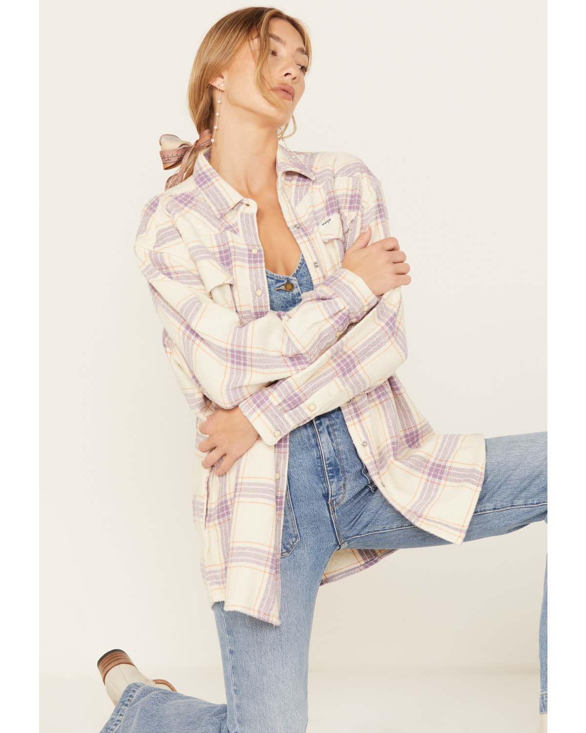 Wrangler Women's Jumbo Plaid Print Long Sleeve Western Snap Shirt