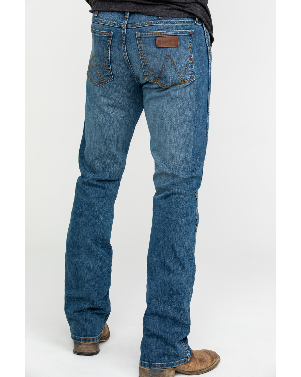 wrangler retro slim boot stretch