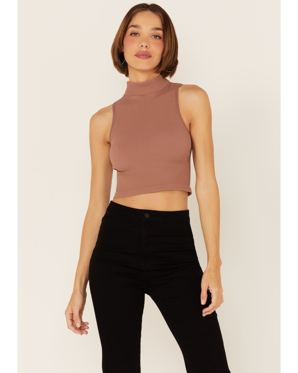 Sleeveless Ribbed Mock-Neck Crop 