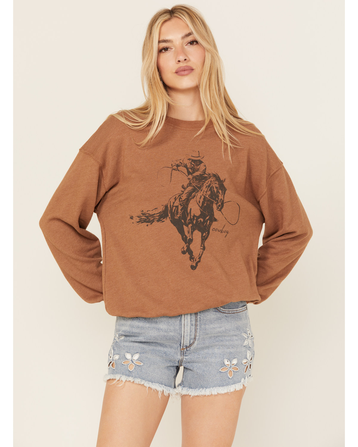 La Land Women's Cowboy Graphic Crewneck Sweatshirt