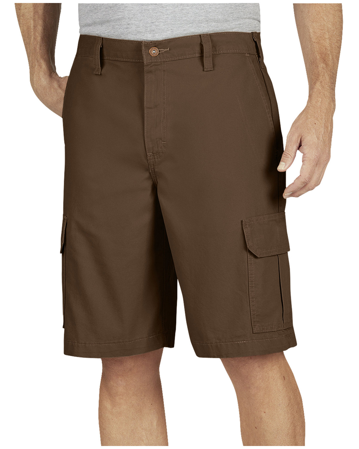 relaxed fit cargo shorts