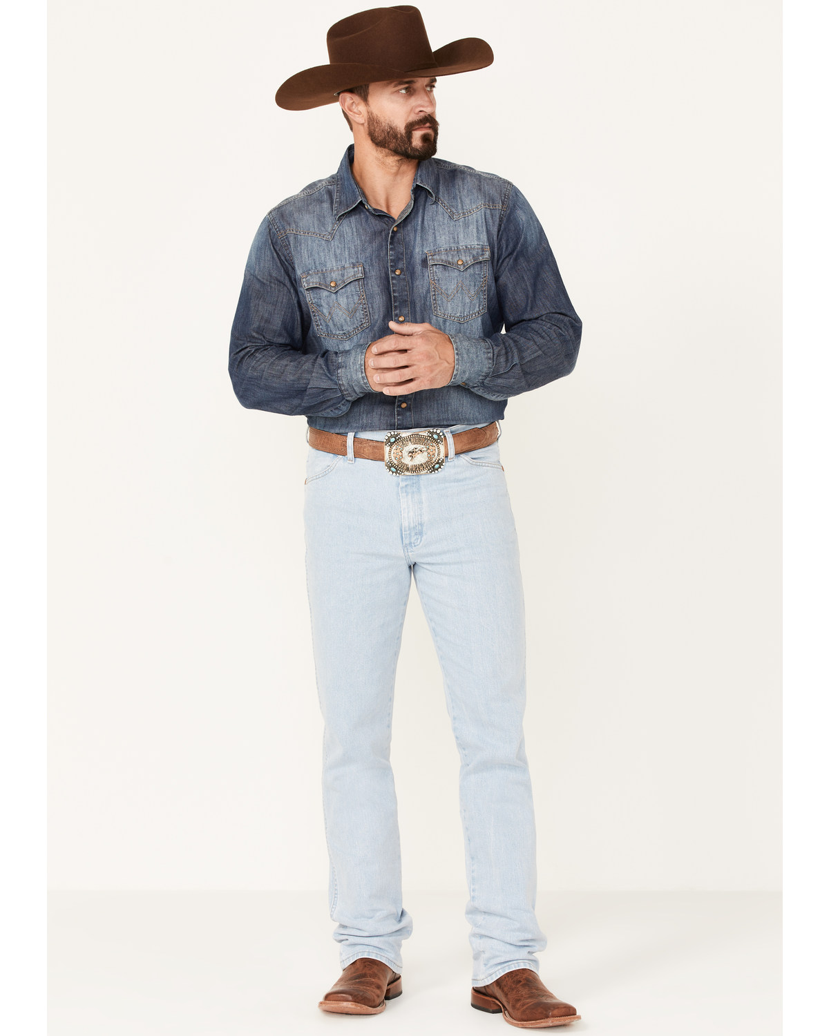 Wrangler light wash cowboy cut jeans Clearance