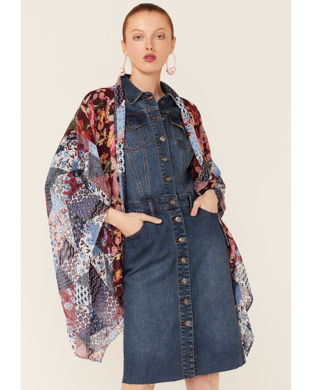 LaBiz Women's Navy & Burgundy Floral Short Kimono