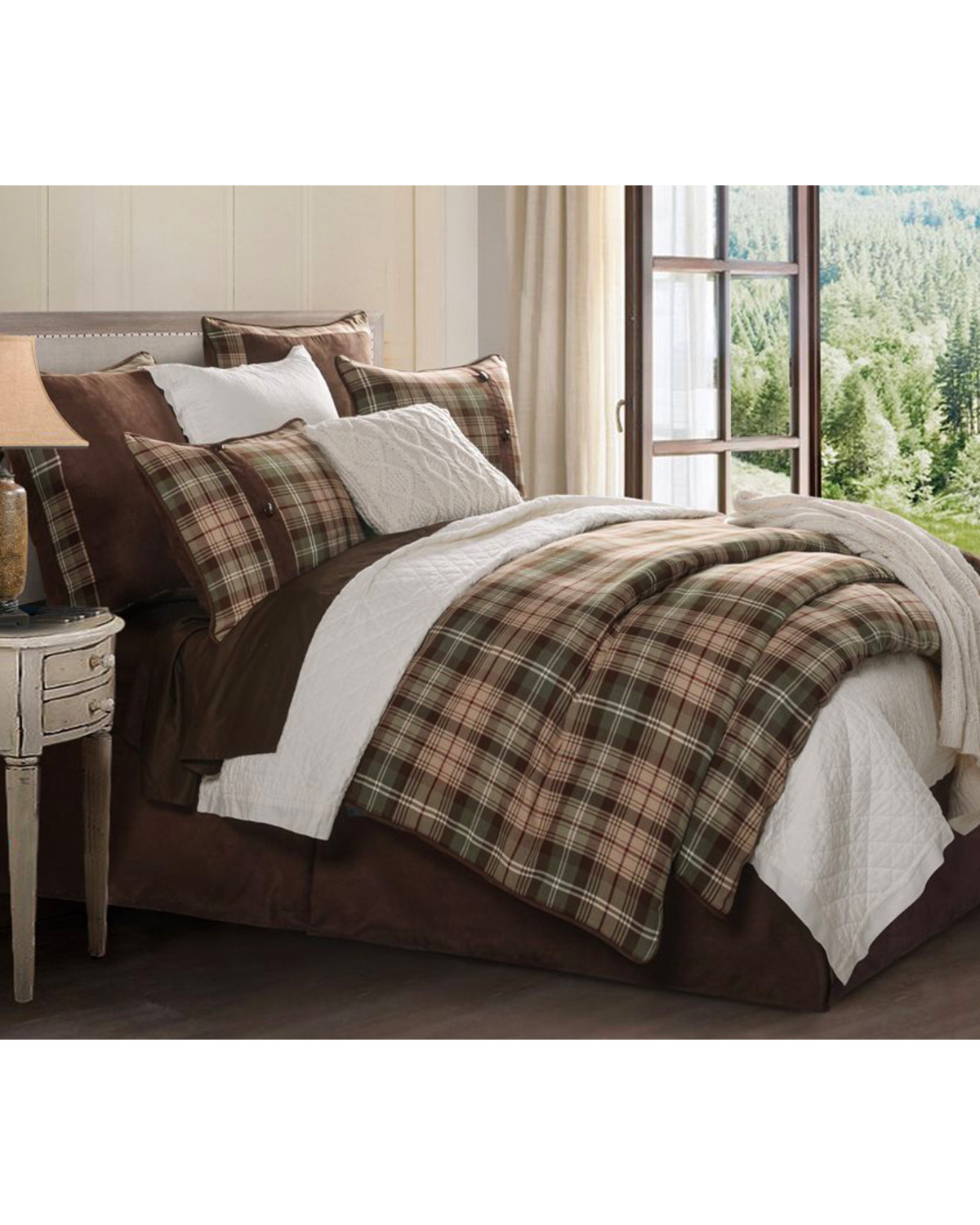 HiEnd Accents Huntsman Comforter Set - King