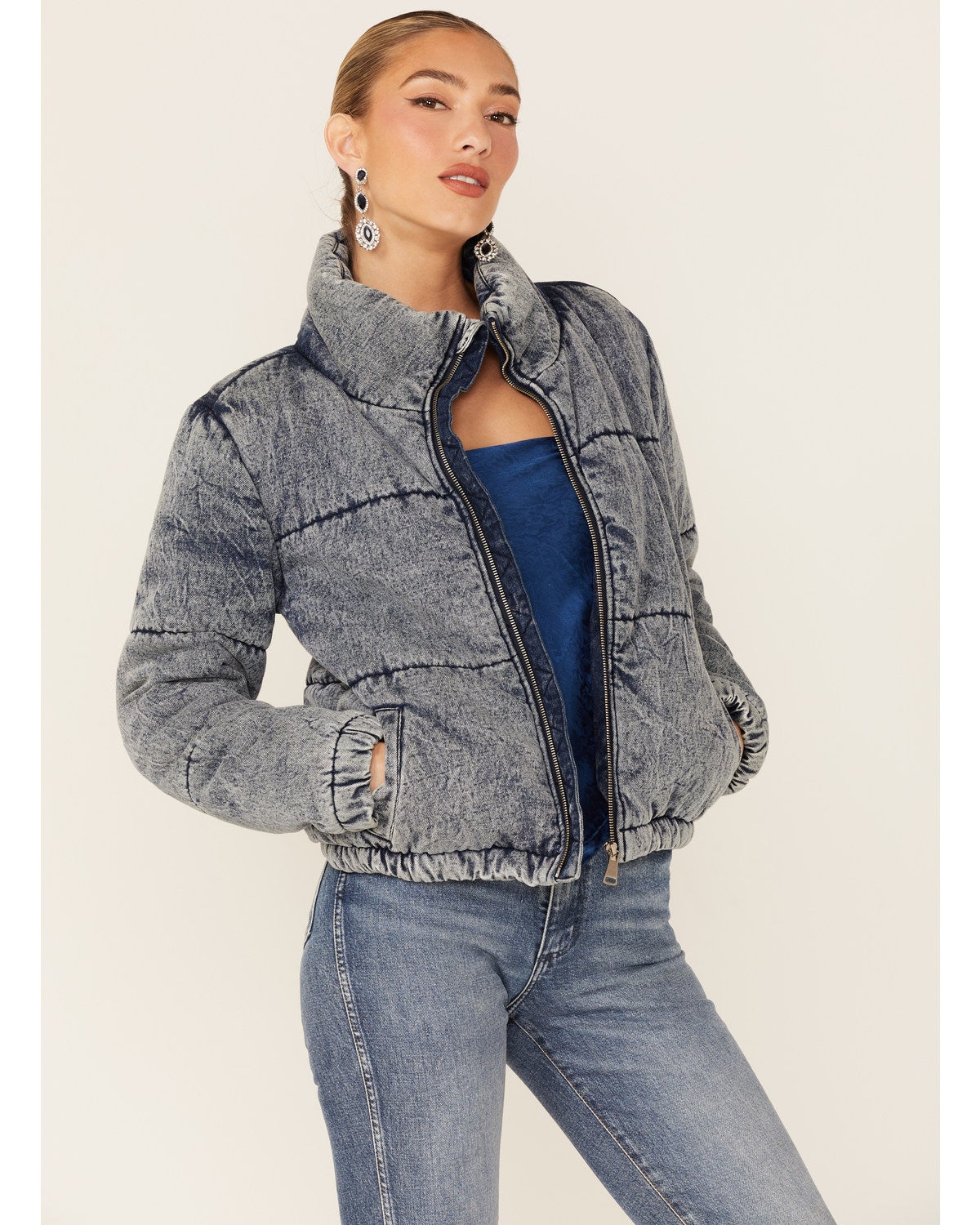 Vigoss Women's Blue Acid Wash Puffer 