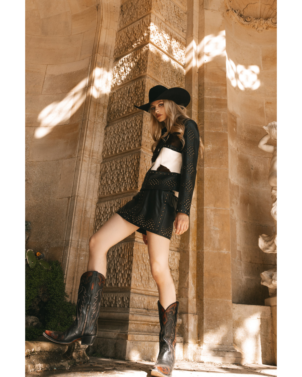 Wonderwest Women s Cowhide Studded Leather Jacket Mall of America