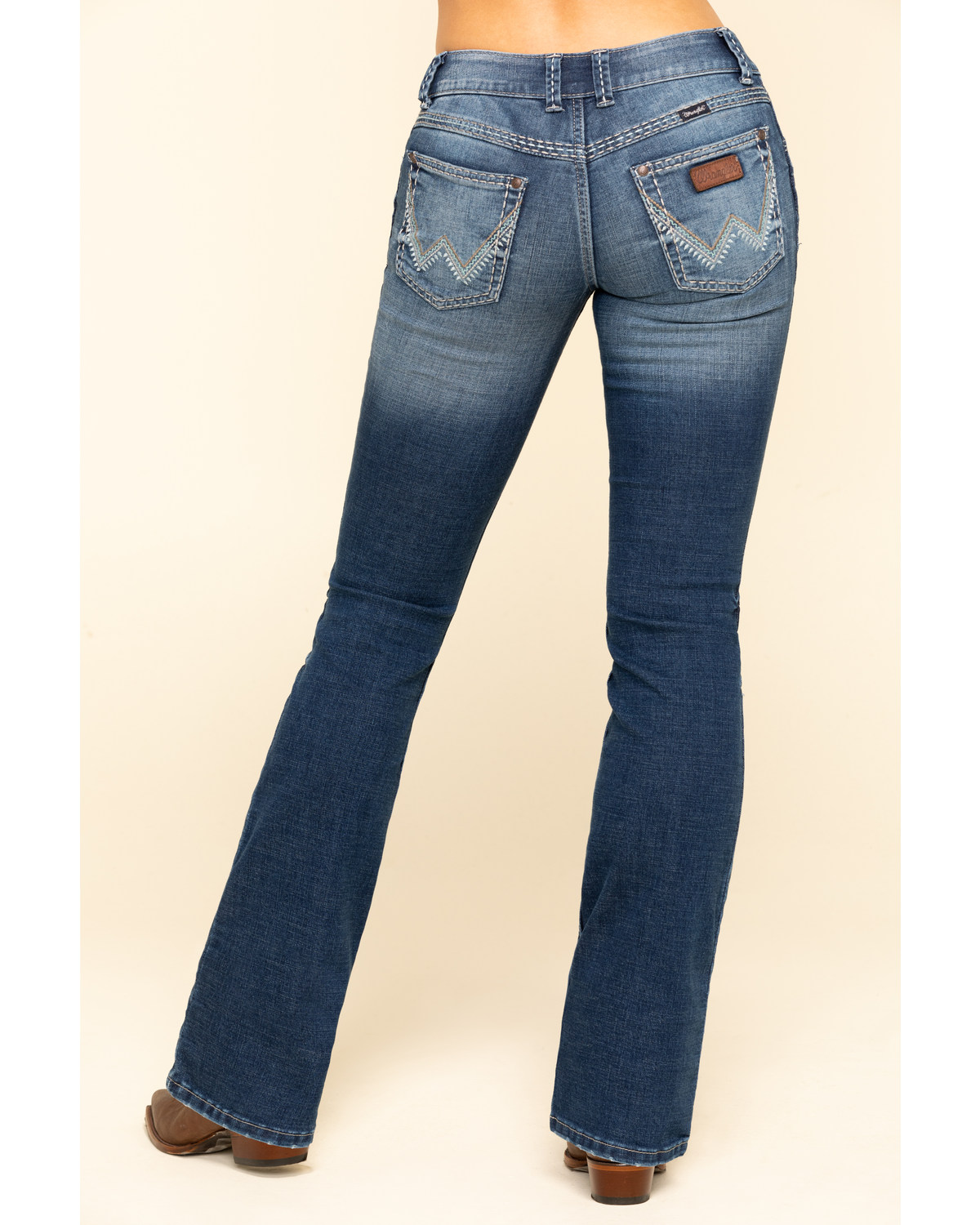 ladies wrangler bootcut jeans