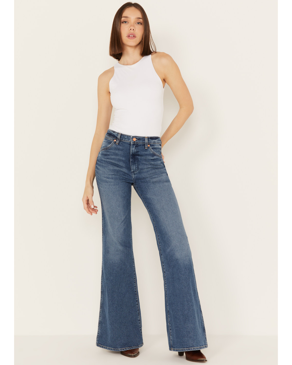 Wrangler Women's Wanderer Dark Wash High Rise Stretch Modern Flare Jeans