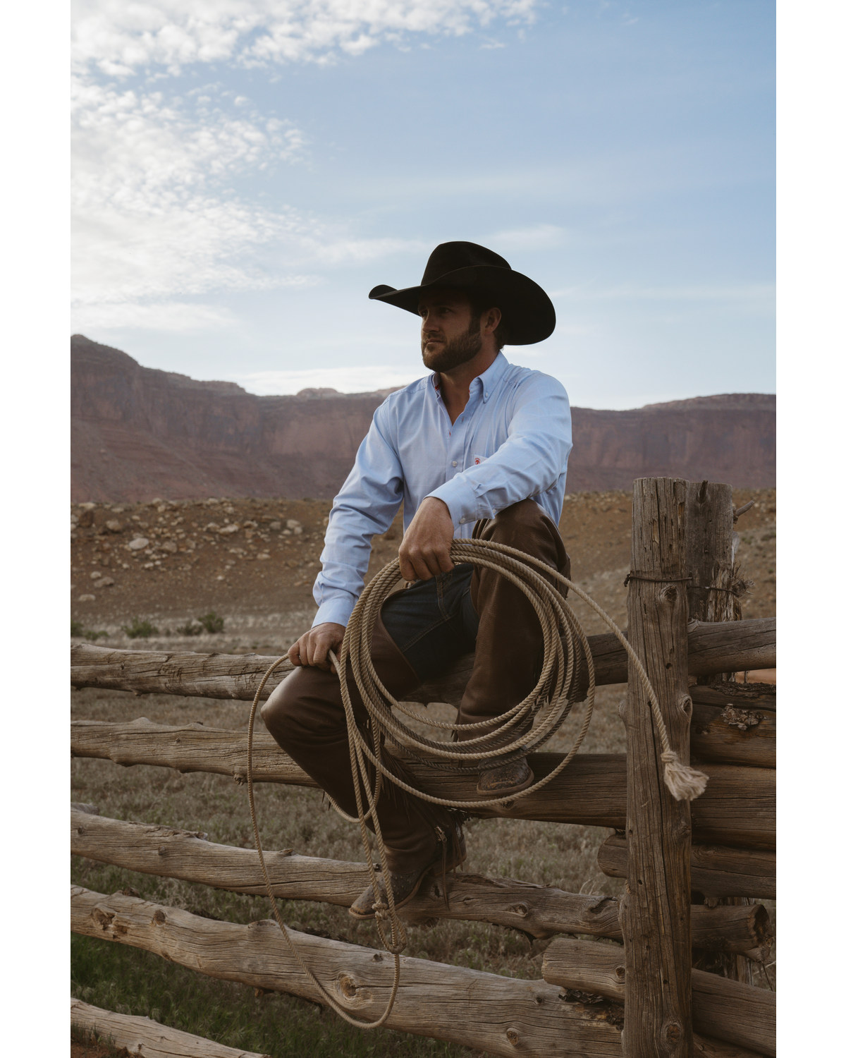 Ariat Men's Fisher Windowpane Plaid Print Long Sleeve Button Down Western Shirt